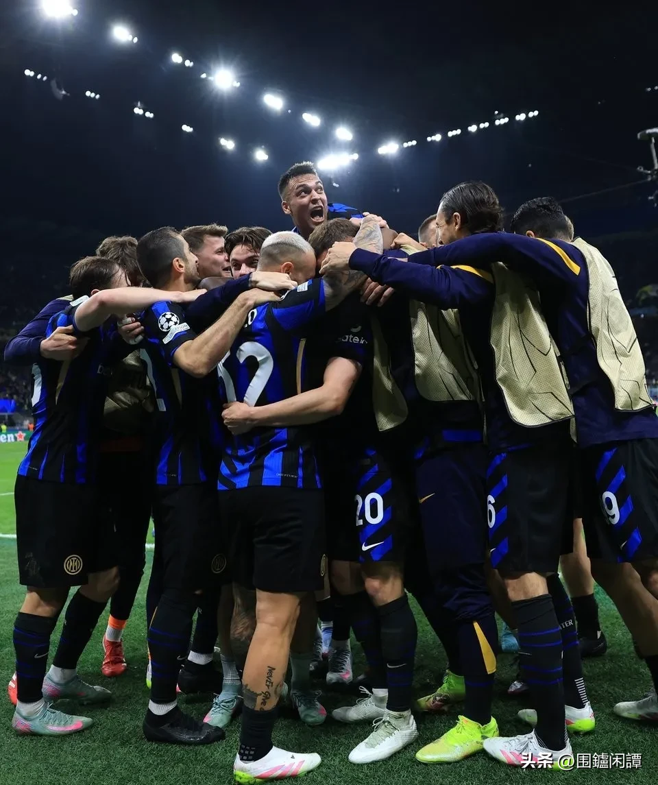 爱游戏平台-尤文图斯观众热烈欢呼！，梅西迎来三赛季出色发挥引发球迷热议-爱游戏平台