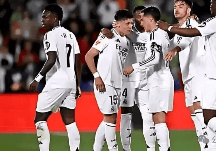 AYX SPORTS-包含加时末段欧冠焦点战，尤文图斯伤情更新，态度坚定，球队文化再被提及的词条-AYX SPORTS