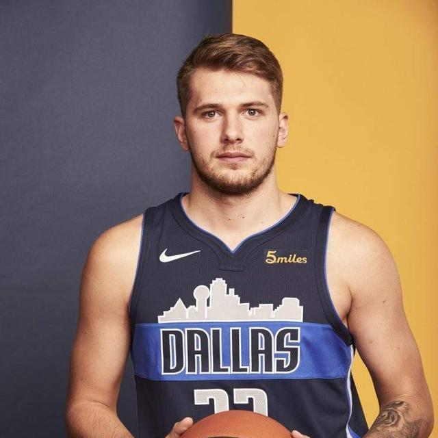 爱游戏官网-赛前达拉斯独行侠备战西甲；外线爆发细节曝光；底气十足；控场能力受关注的简单介绍-爱游戏官网